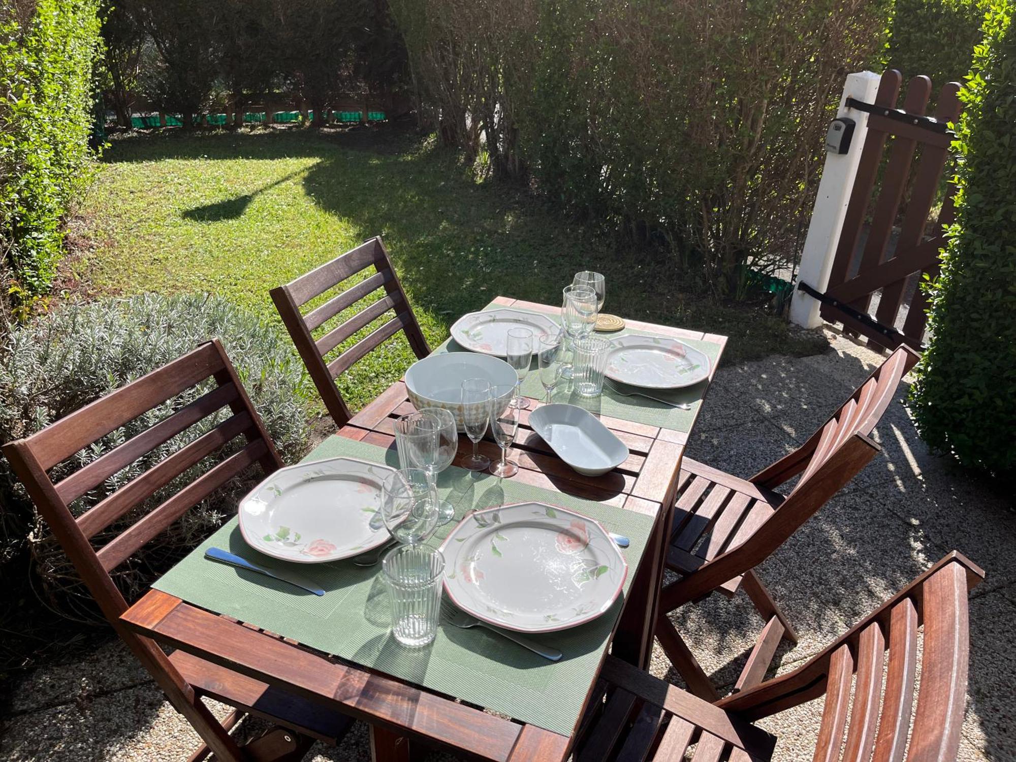 Le Refuge Marin Apartment Courseulles-sur-Mer Exterior photo